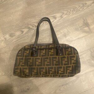 FENDI VINTAGE BAGUETTE "BOSTON' BASSOTOO.